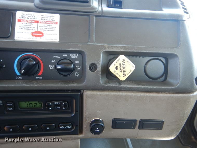 image for item GM9142 2007 Sterling Acterra  digger derrick truck