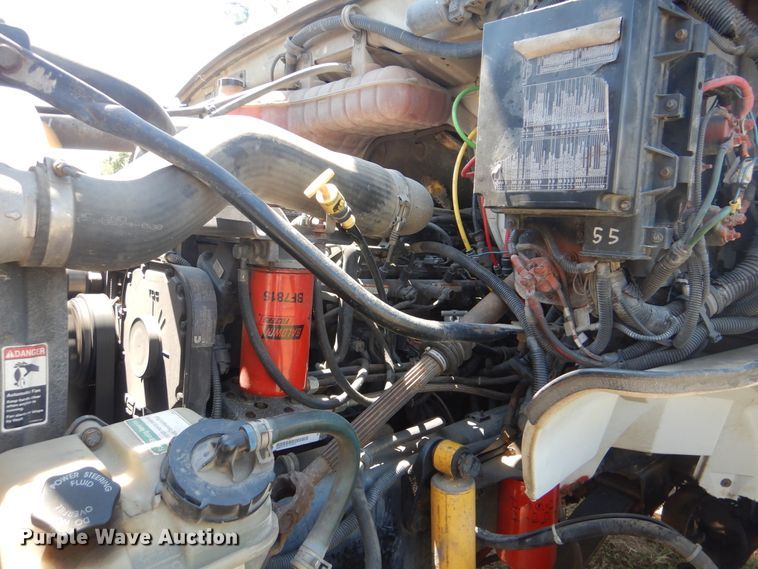 image for item GM9142 2007 Sterling Acterra  digger derrick truck