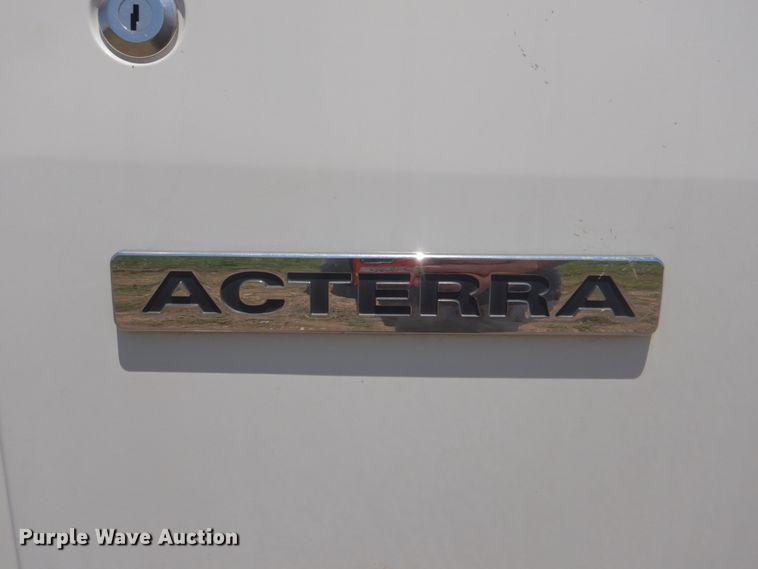 image for item GM9142 2007 Sterling Acterra  digger derrick truck