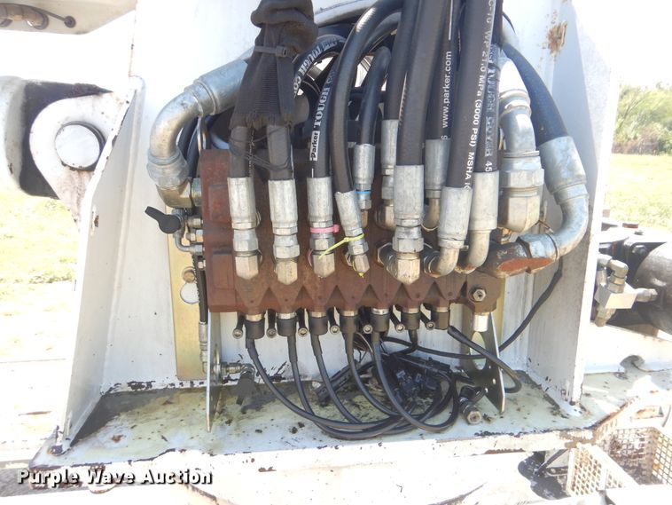 image for item GM9142 2007 Sterling Acterra  digger derrick truck