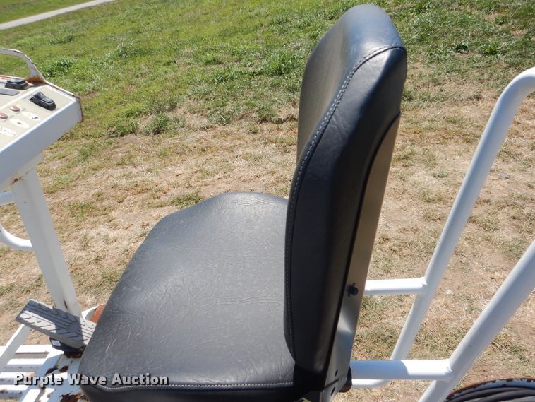 image for item GM9142 2007 Sterling Acterra  digger derrick truck