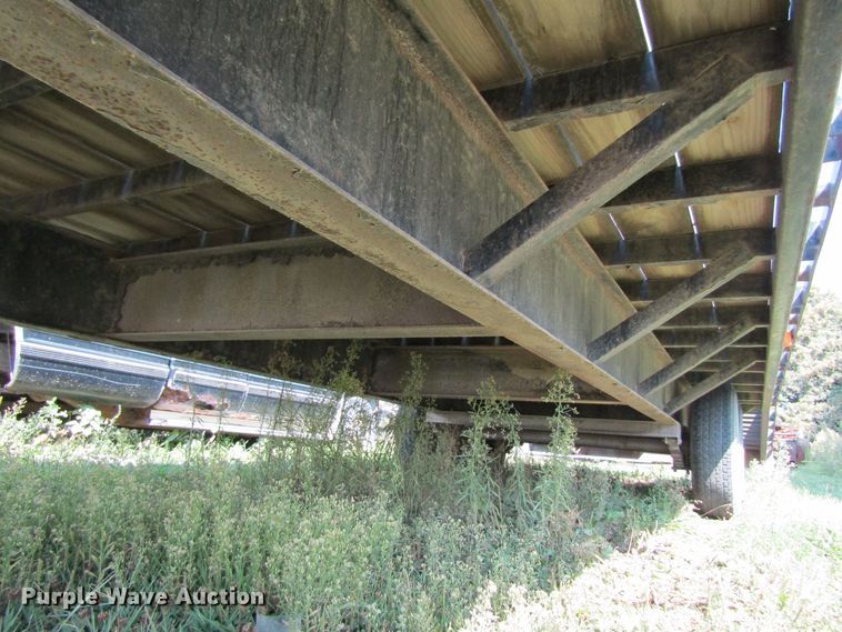 image for item GQ9096 2007 PJ Trailer equipment trailer