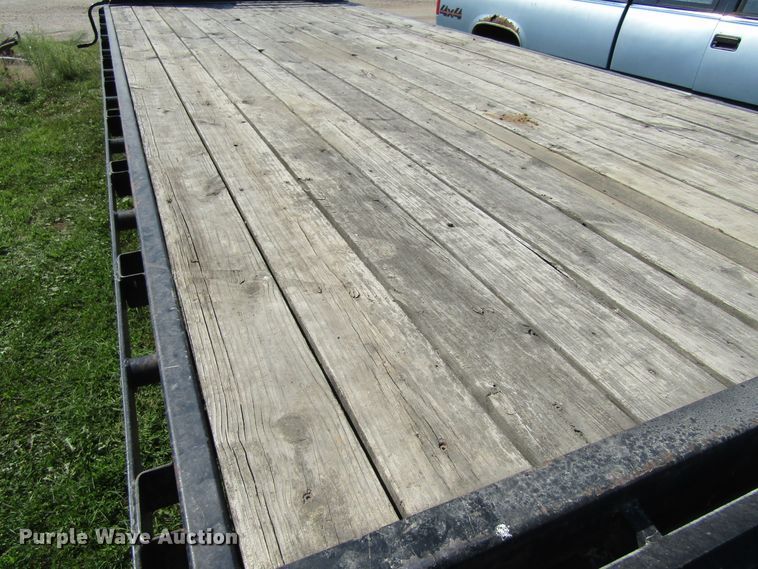 image for item GQ9096 2007 PJ Trailer equipment trailer