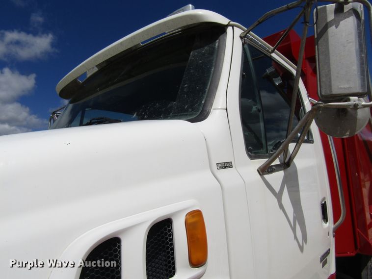 image for item GQ9112 2006 Sterling LT8500  dump truck