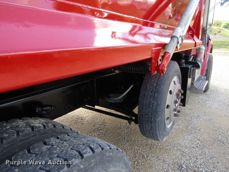 image for item GQ9112 2006 Sterling LT8500  dump truck