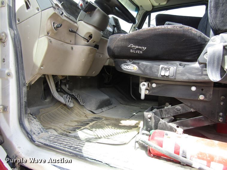 image for item GQ9112 2006 Sterling LT8500  dump truck