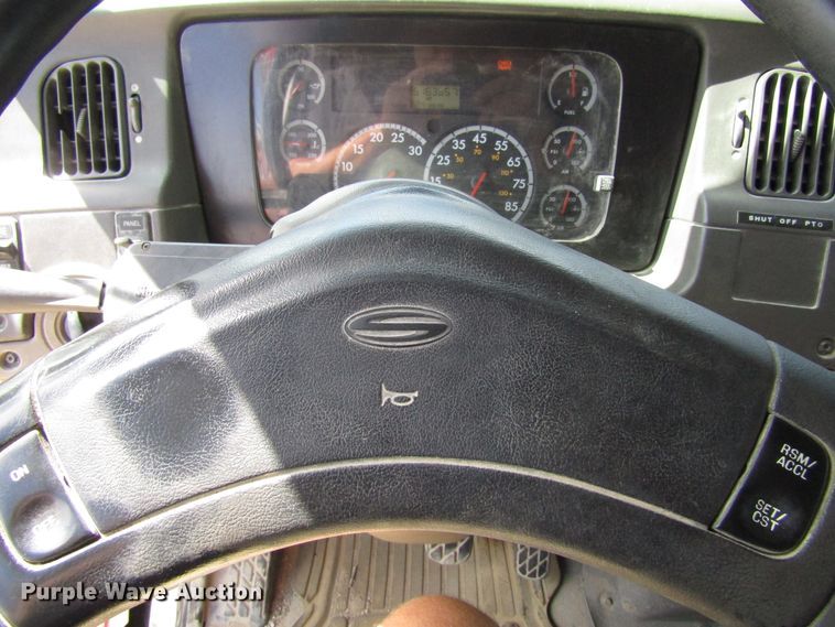 image for item GQ9112 2006 Sterling LT8500  dump truck