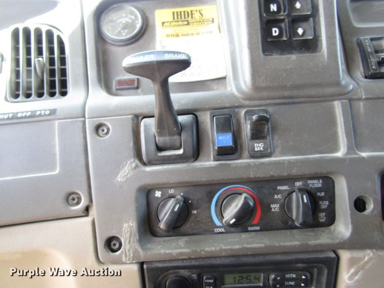 image for item GQ9112 2006 Sterling LT8500  dump truck