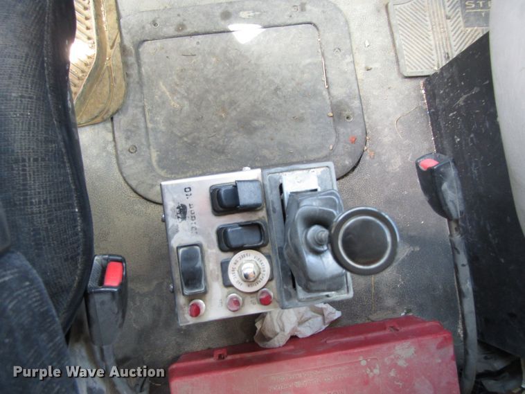 image for item GQ9112 2006 Sterling LT8500  dump truck