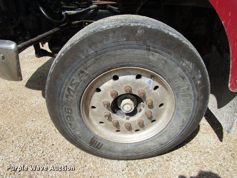 image for item GQ9112 2006 Sterling LT8500  dump truck