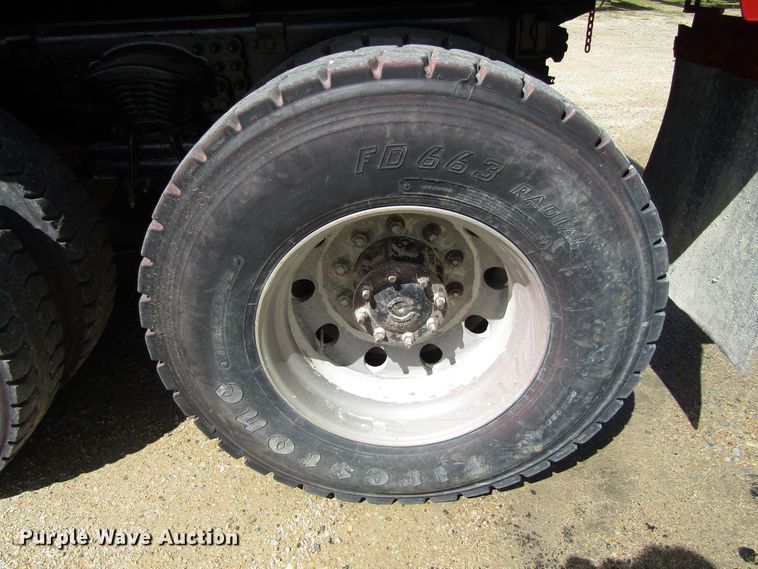 image for item GQ9112 2006 Sterling LT8500  dump truck