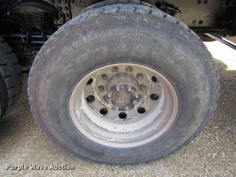 image for item GQ9112 2006 Sterling LT8500  dump truck