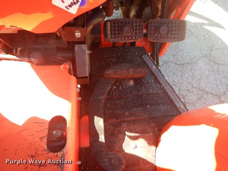 image for item GR9727 2015 Kubota L3301 MFWD tractor