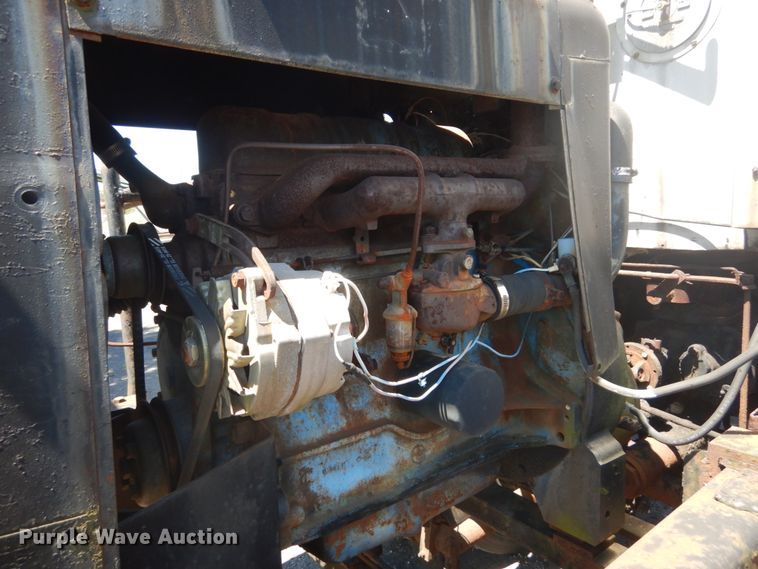 image for item GR9728 1971 Etnyre BT-RA oil tank trailer