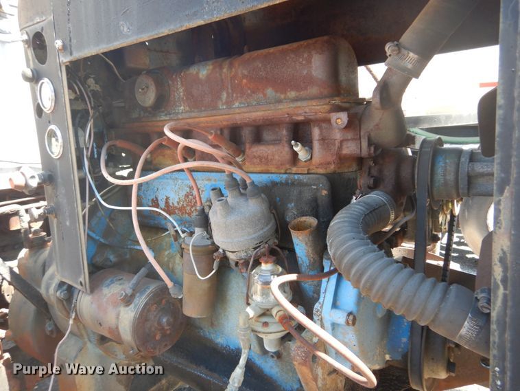 image for item GR9728 1971 Etnyre BT-RA oil tank trailer