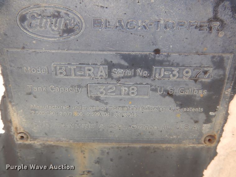 image for item GR9728 1971 Etnyre BT-RA oil tank trailer