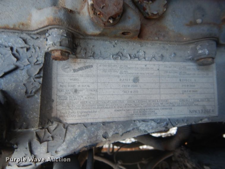 image for item GR9730 1985 International S1954  flatbed truck