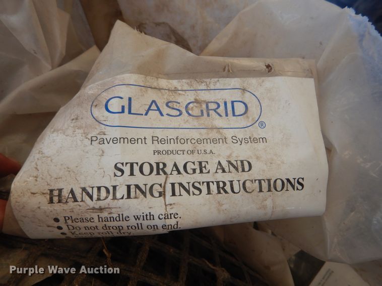 image for item GR9735 Petromat