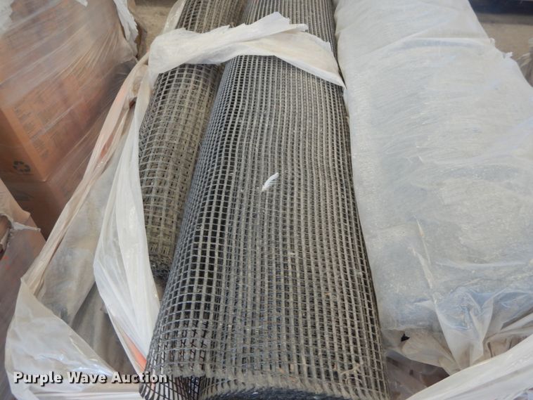 image for item GR9735 Petromat