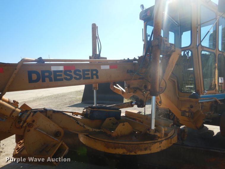 image for item GR9736 1988 Dresser A606  motor grader