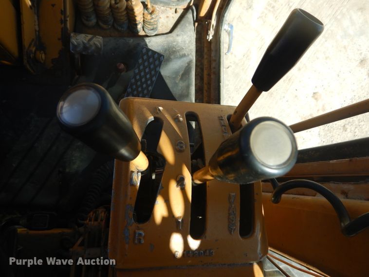 image for item GR9736 1988 Dresser A606  motor grader