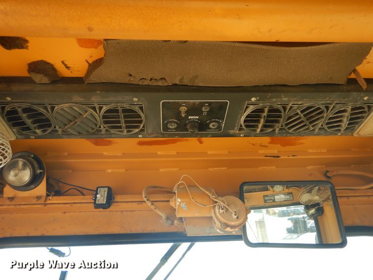 image for item GR9736 1988 Dresser A606  motor grader