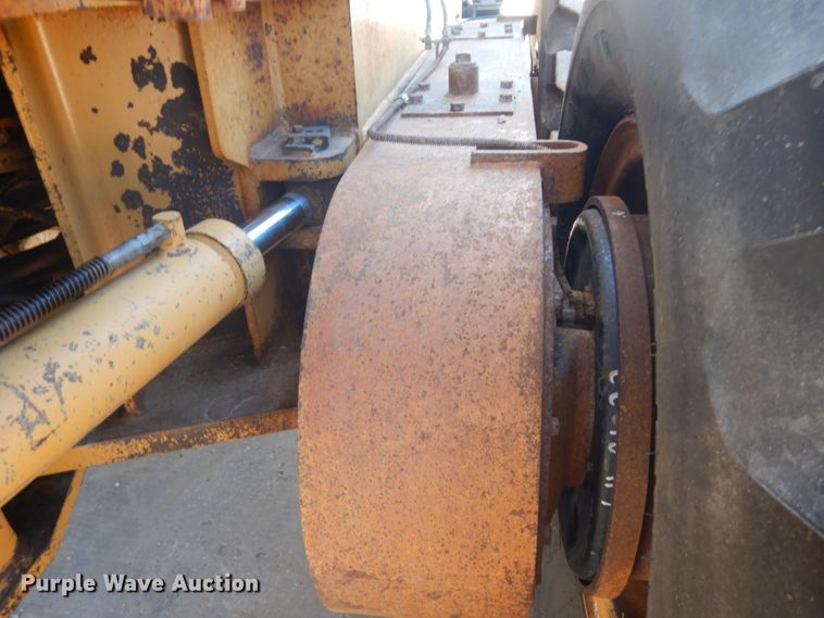 image for item GR9736 1988 Dresser A606  motor grader