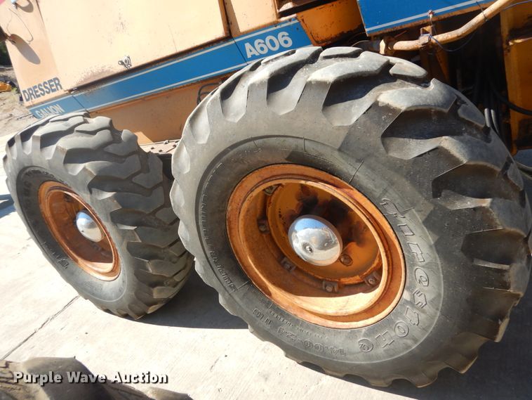image for item GR9736 1988 Dresser A606  motor grader
