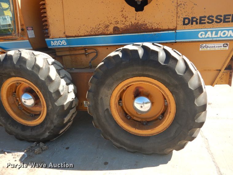 image for item GR9736 1988 Dresser A606  motor grader