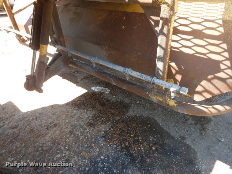 image for item GR9739 2007 Superior Broom DT80J  broom