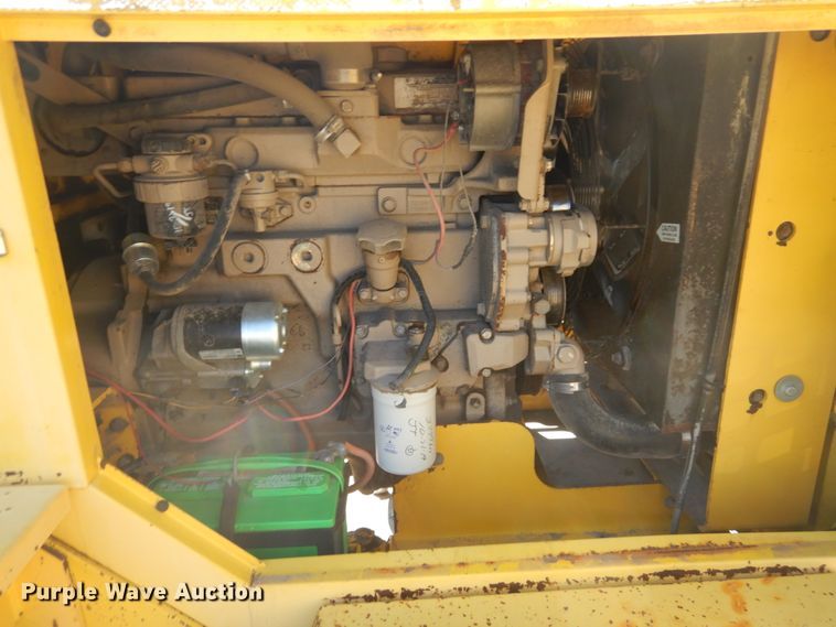 image for item GR9739 2007 Superior Broom DT80J  broom