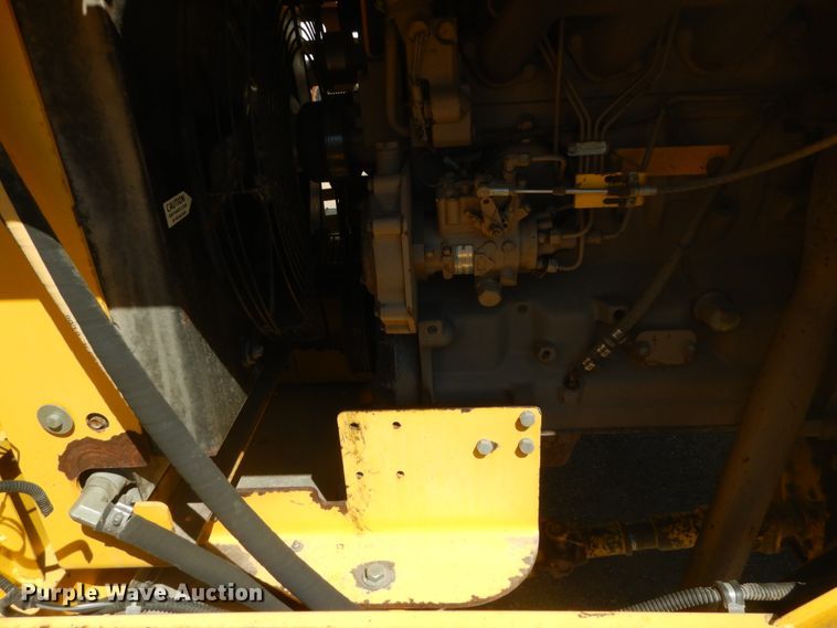 image for item GR9739 2007 Superior Broom DT80J  broom