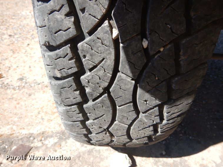 image for item GR9739 2007 Superior Broom DT80J  broom