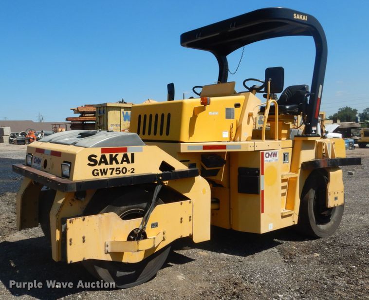 image for item GR9741 2012 Sakai GW750-2  vibratory pneumatic roller