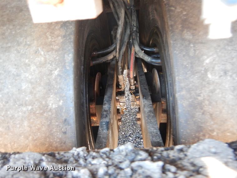 image for item GR9741 2012 Sakai GW750-2  vibratory pneumatic roller