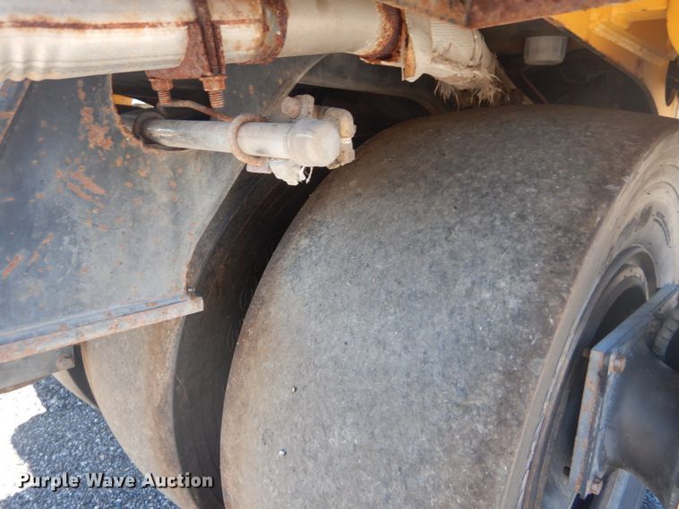 image for item GR9741 2012 Sakai GW750-2  vibratory pneumatic roller