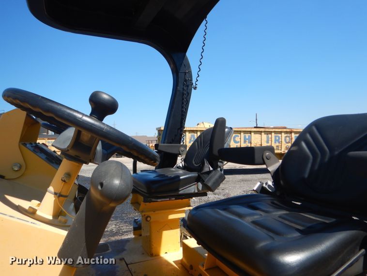 image for item GR9741 2012 Sakai GW750-2  vibratory pneumatic roller