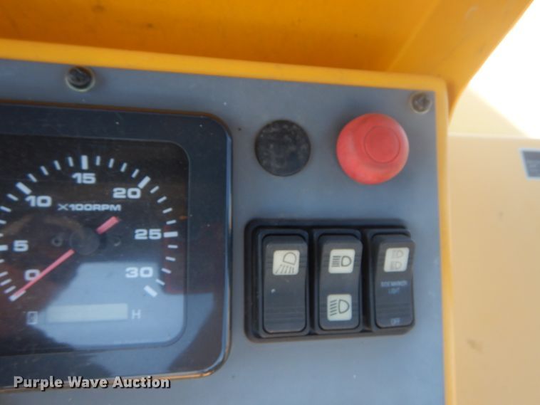 image for item GR9741 2012 Sakai GW750-2  vibratory pneumatic roller