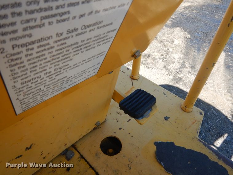 image for item GR9741 2012 Sakai GW750-2  vibratory pneumatic roller