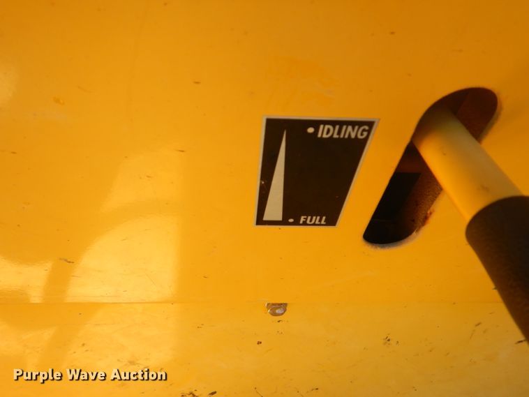 image for item GR9741 2012 Sakai GW750-2  vibratory pneumatic roller