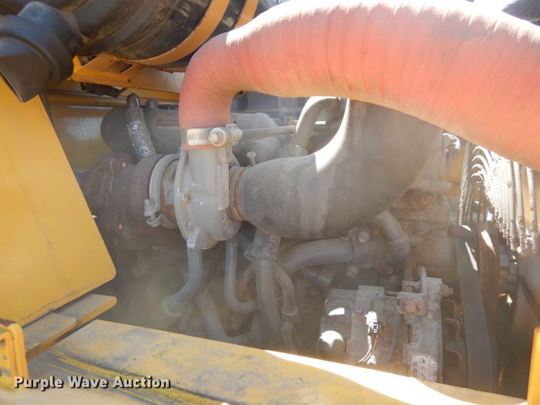 image for item GR9741 2012 Sakai GW750-2  vibratory pneumatic roller