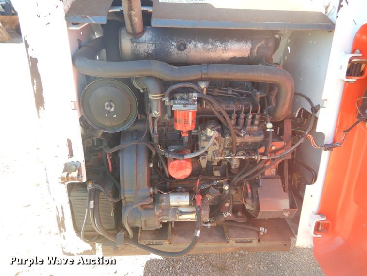 image for item GR9745 2004 Bobcat S250  skid steer loader