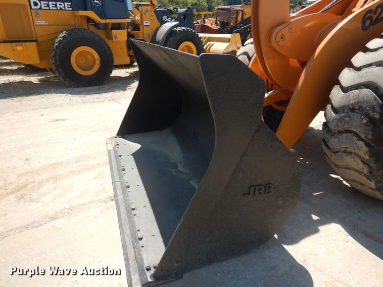 image for item GR9760 2006 Case 621D  wheel loader