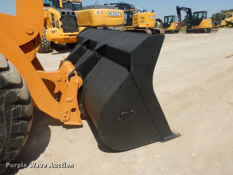 image for item GR9760 2006 Case 621D  wheel loader