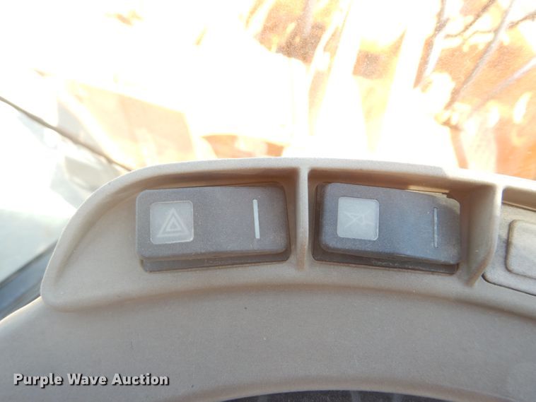 image for item GR9760 2006 Case 621D  wheel loader