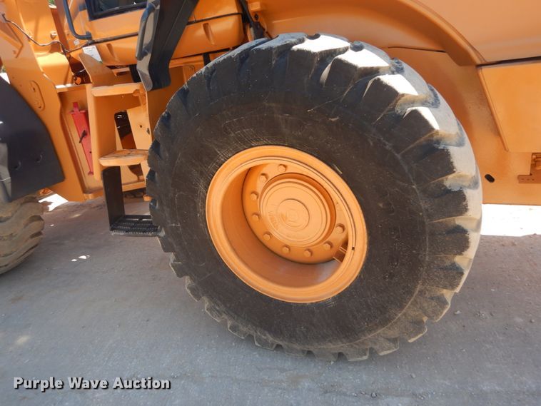 image for item GR9760 2006 Case 621D  wheel loader