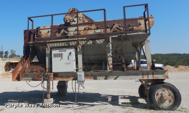 image for item GR9766 Cedarapids screen