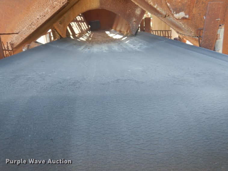 image for item GR9766 Cedarapids screen