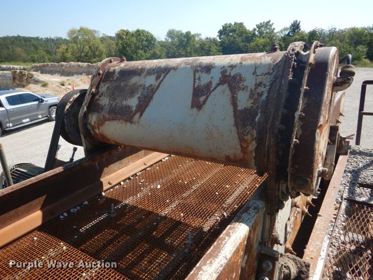 image for item GR9766 Cedarapids screen