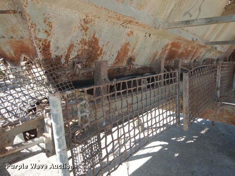 image for item GR9766 Cedarapids screen